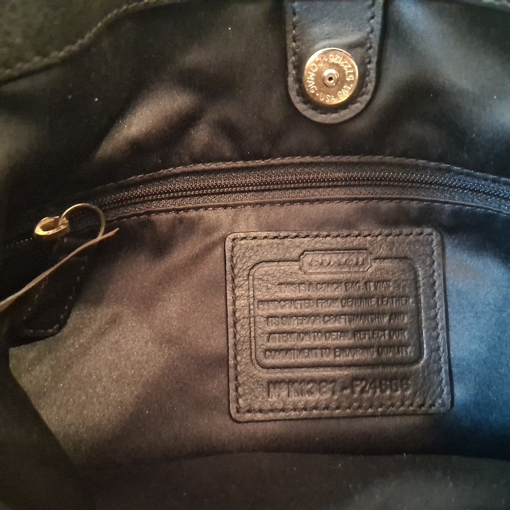 Coach Campbell F24686 Black Leather Hobo Shoulder Bag Purse Brass Buckle Handbag - Picture 4 of 5